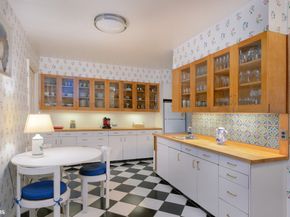 1220 Park Avenue 8A, New York NY 10128