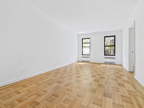 20 Clinton Street 1F, New York NY 10002