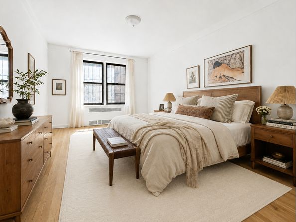 20 Clinton Street 1F, New York NY 10002