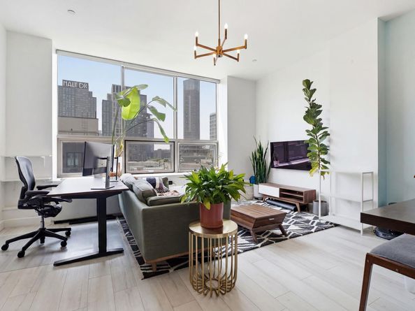 2-17 51st Avenue 410, Queens NY 11101