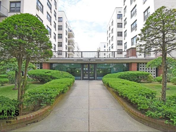 3090 Voorhies Avenue 2L, Brooklyn NY 11235