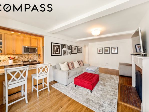 424 East 52nd Street 9B, New York NY 10022