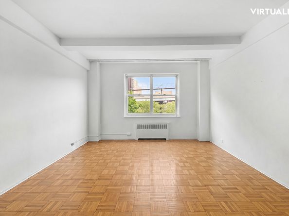 550 Grand Street J4B, New York NY 10002