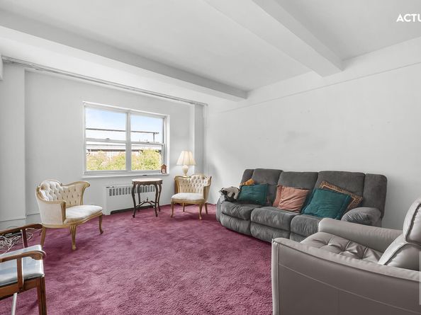 550 Grand Street J4B, New York NY 10002