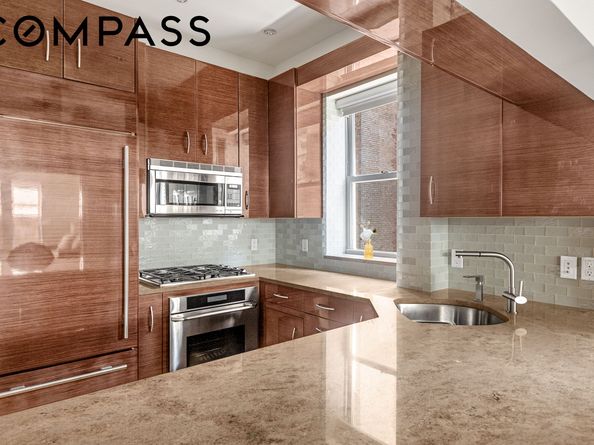 345 West 70th Street 4E, New York NY 10023