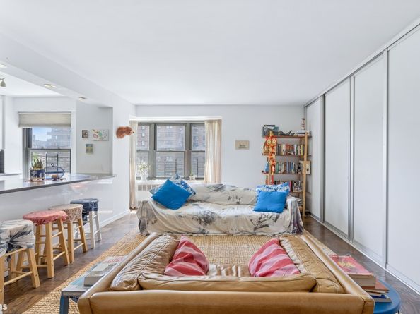 417 Grand Street D302, New York NY 10002
