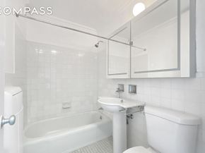 343 East 30th Street 19K, New York NY 10016