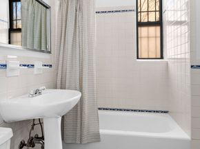 199 East 7th Street 4E, New York NY 10009