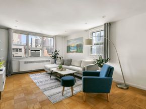 240 East 35th Street 10B, New York NY 10016