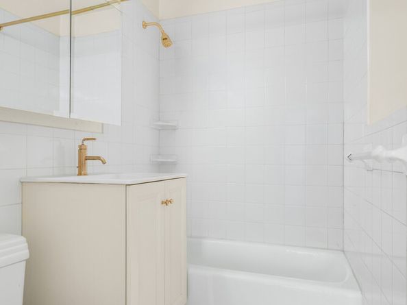 200 West 79th Street 17A, New York NY 10024