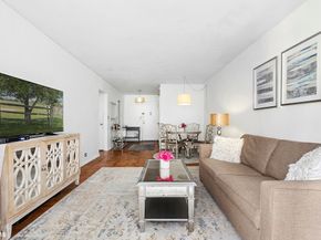 411 East 53rd Street 4A, New York NY 10022