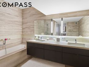 421 Hudson Street 221, New York NY 10014