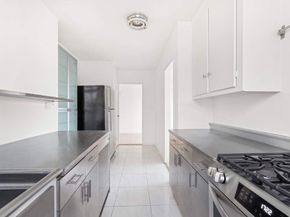 568 Grand Street J2004, New York NY 10002