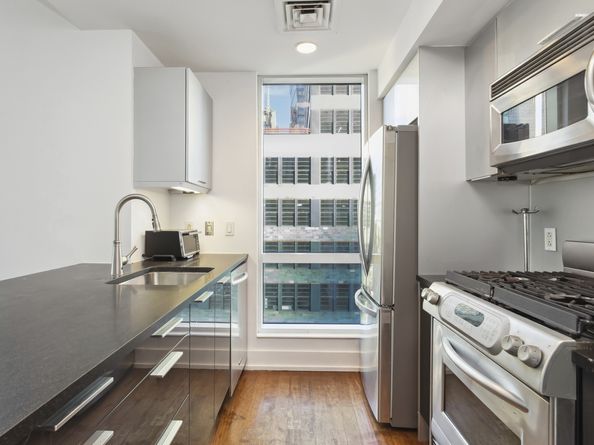 350 West 42nd Street 20F, New York NY 10036