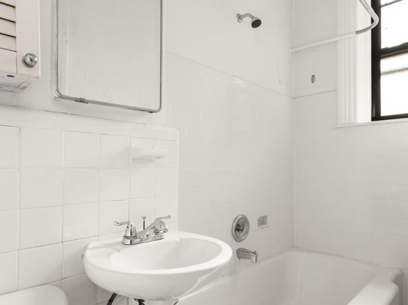 615 West 113th Street 312, New York NY 10025