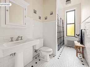 392 3rd Street 2, Brooklyn NY 11215