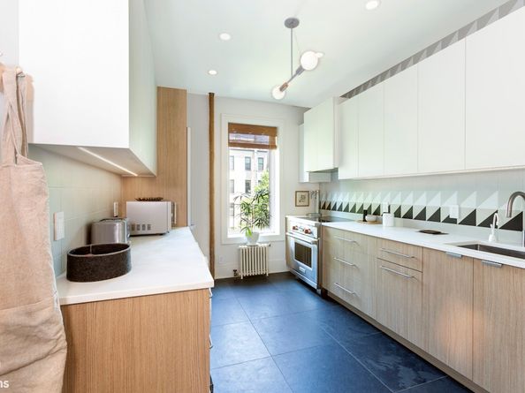 153 Garfield Place 3R, Brooklyn NY 11215