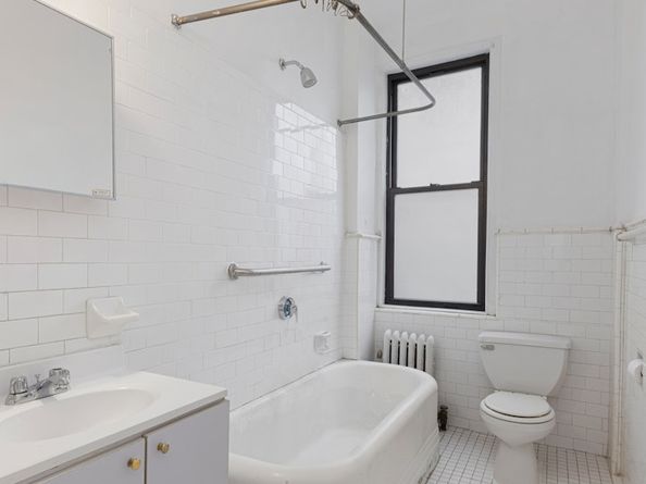 255 West 84th Street 3E, New York NY 10024