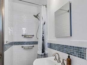 860 Grand Concourse 7N, Bronx NY 10451