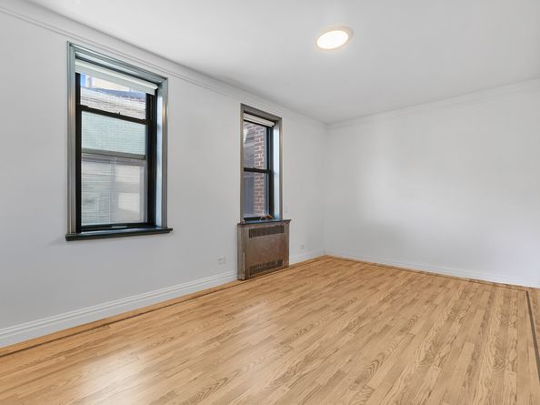 860 Grand Concourse 7N, Bronx NY 10451