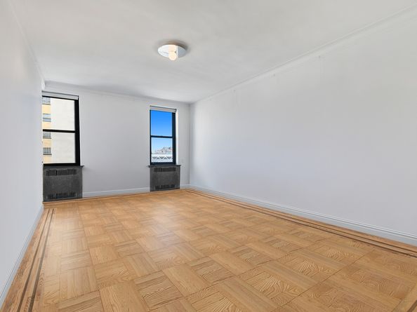 860 Grand Concourse 7N, Bronx NY 10451