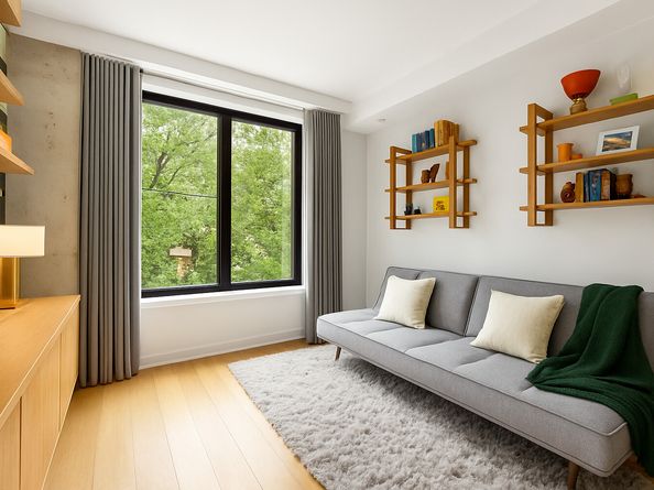253 East 7th Street TH, New York NY 10009