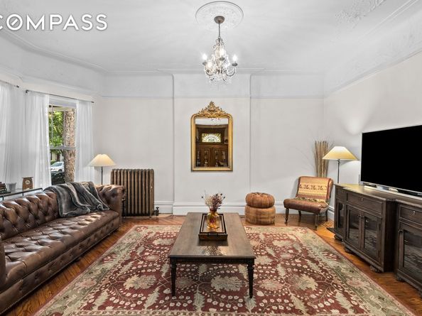 685 East 22nd Street, Brooklyn NY 11210