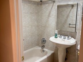 211 Thompson Street 5C, New York NY 10012