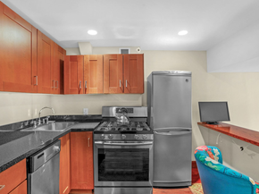 211 Thompson Street 5C, New York NY 10012