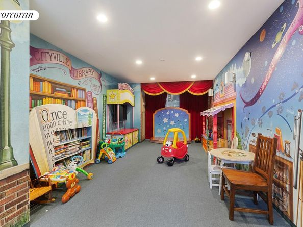 272 West 107th Street 16C, New York NY 10025