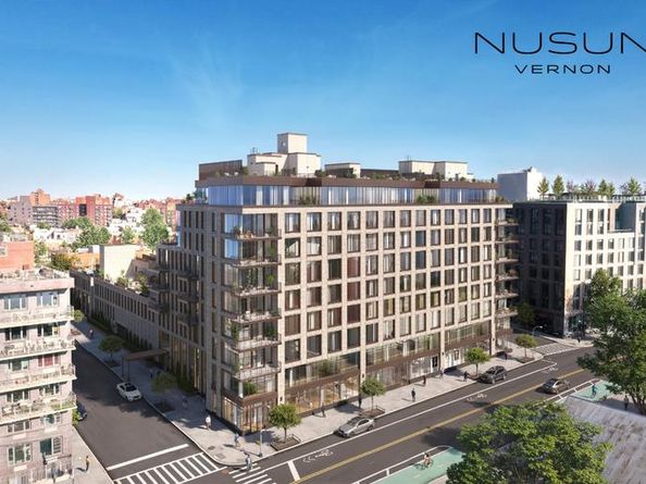30-55 Vernon Boulevard 3P, Queens NY 11102