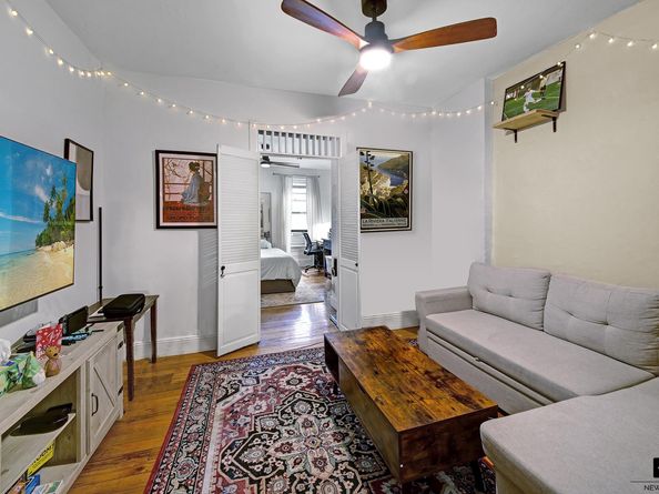 244 East 90th Street 2A, New York NY 10128