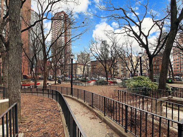 244 East 90th Street 2A, New York NY 10128