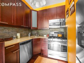 607 Manhattan Avenue 2, Brooklyn NY 11222