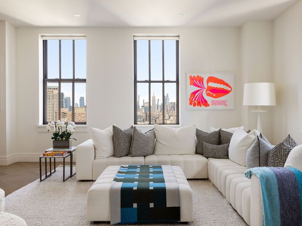 100 Barclay Street 27B, New York NY 10007