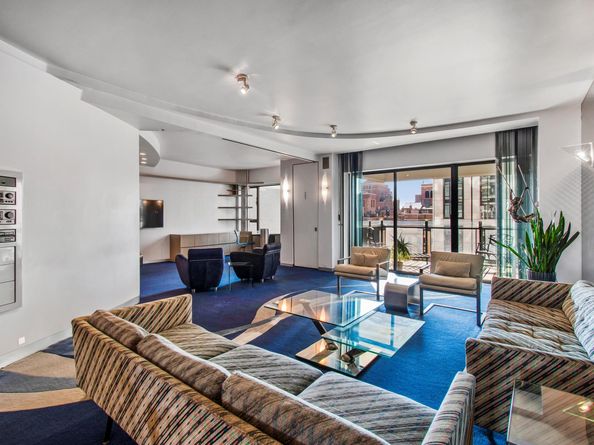 425 East 58th Street 18D, New York NY 10022