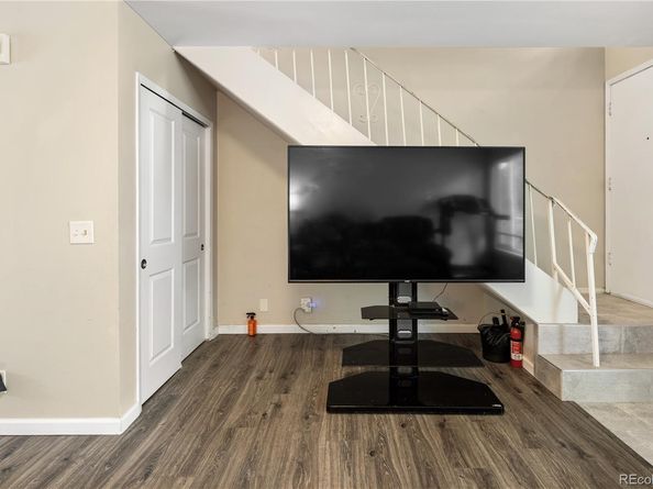 1264 S Crystal Way, Aurora CO 80012