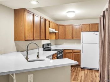 1830 W Centennial Drive