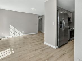 2301 E Fremont Avenue S02, Centennial CO 80122