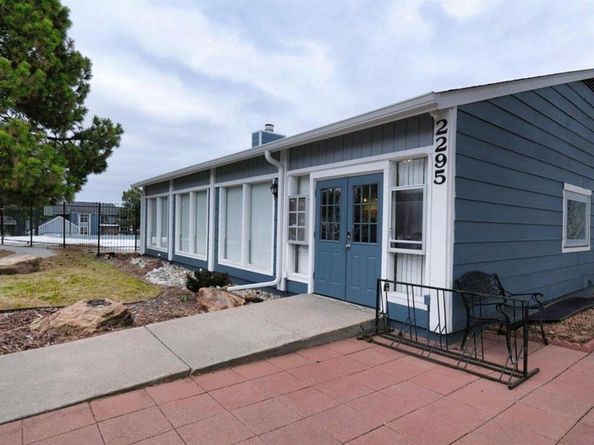 2301 E Fremont Avenue S02, Centennial CO 80122