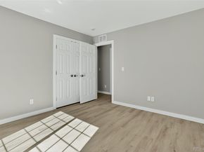 2301 E Fremont Avenue S02, Centennial CO 80122