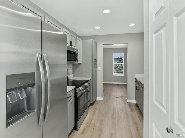 2301 E Fremont Avenue S02, Centennial CO 80122