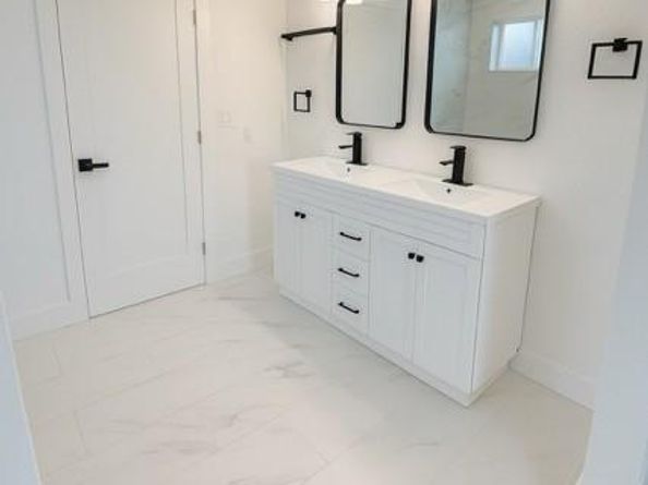 2571 S Perry Street, Denver CO 80219