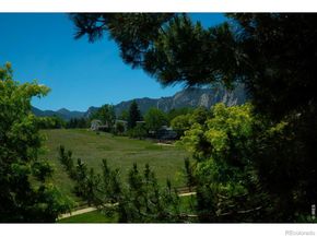 4220 Greenbriar Boulevard, Boulder CO 80305