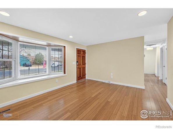 2521 Danbury Drive, Longmont CO 80503