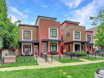 2138 N Glenarm Place