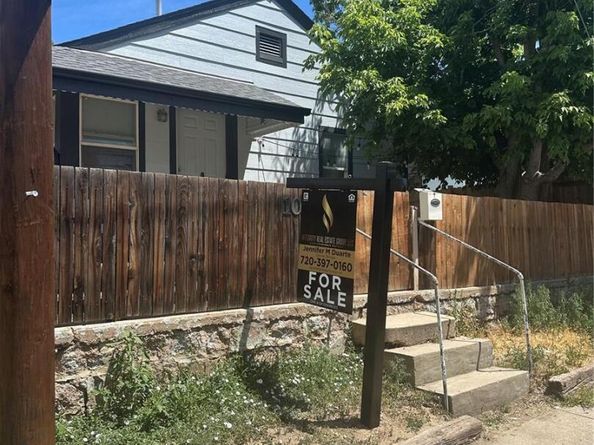 10425 E 16th Avenue, Aurora CO 80010