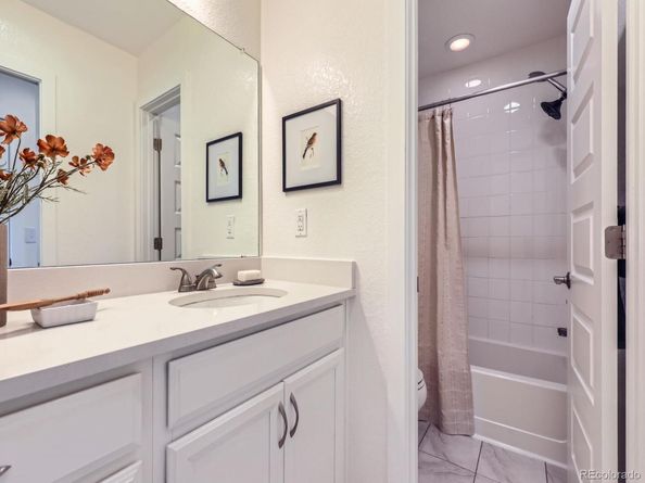Undisclosed Address #4949468, Aurora CO 80010