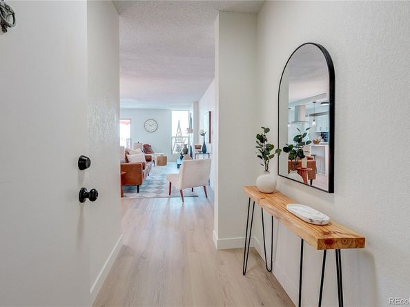 2880 S Locust Street 701S, Denver CO 80222