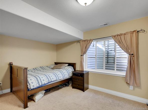 Undisclosed Address #1938959, Englewood CO 80111